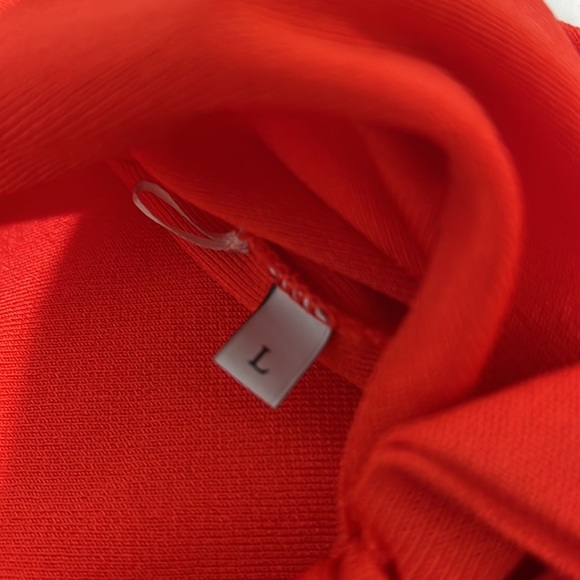 Valentino classic sheath dress in tomorrow Red with beautiful bow in front - Picture 8 of 8